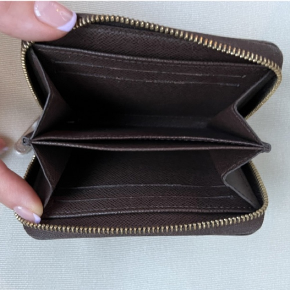 Louis Vuitton Zippy Coin Purse wallet - Picture 11 of 15